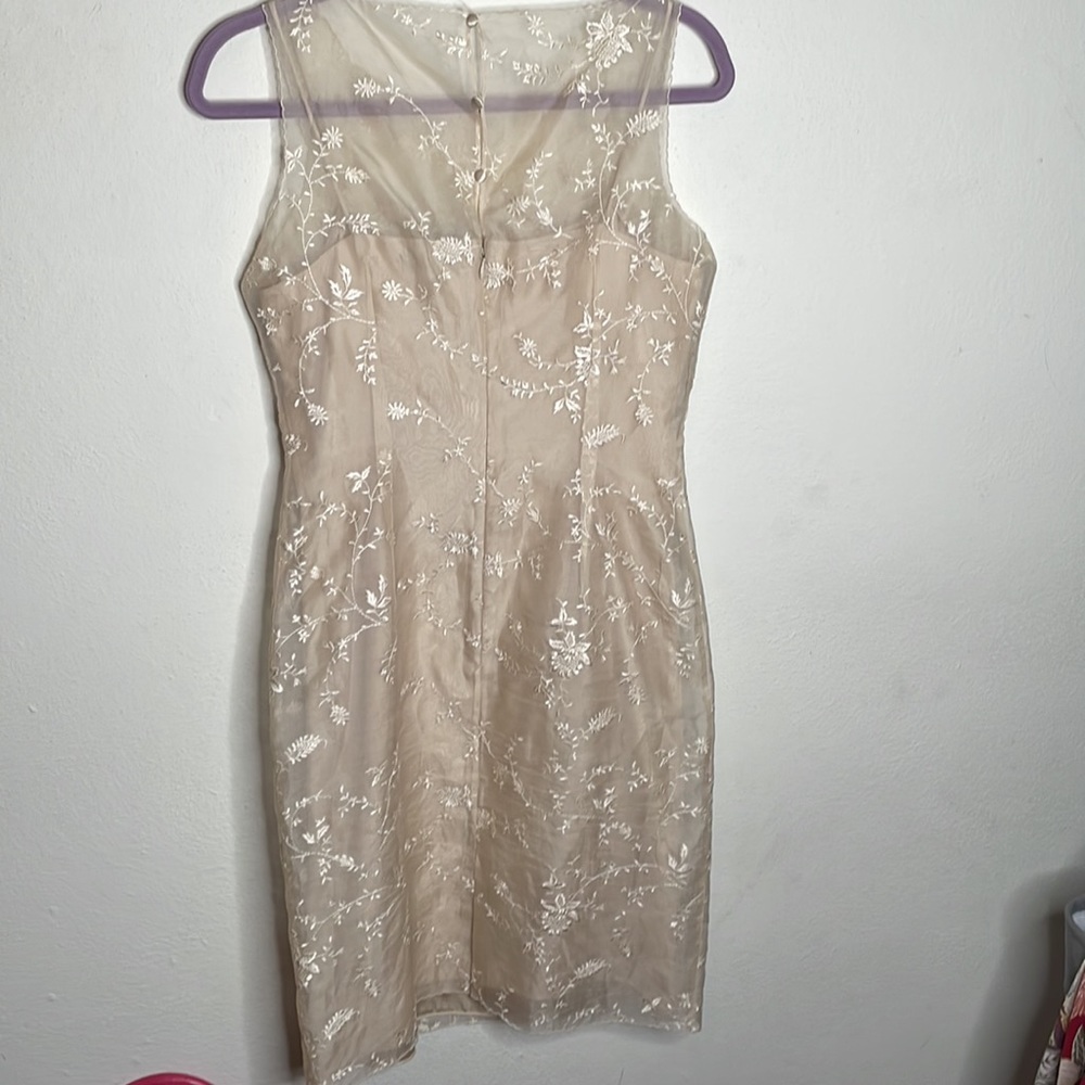 Vintage ANN TAYLOR dress, 100% silk embroidery, size 2, elegant and classy - Picture 3 of 13